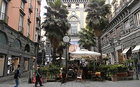 Casa Vacanze Napoli Centro Carmen & Sara