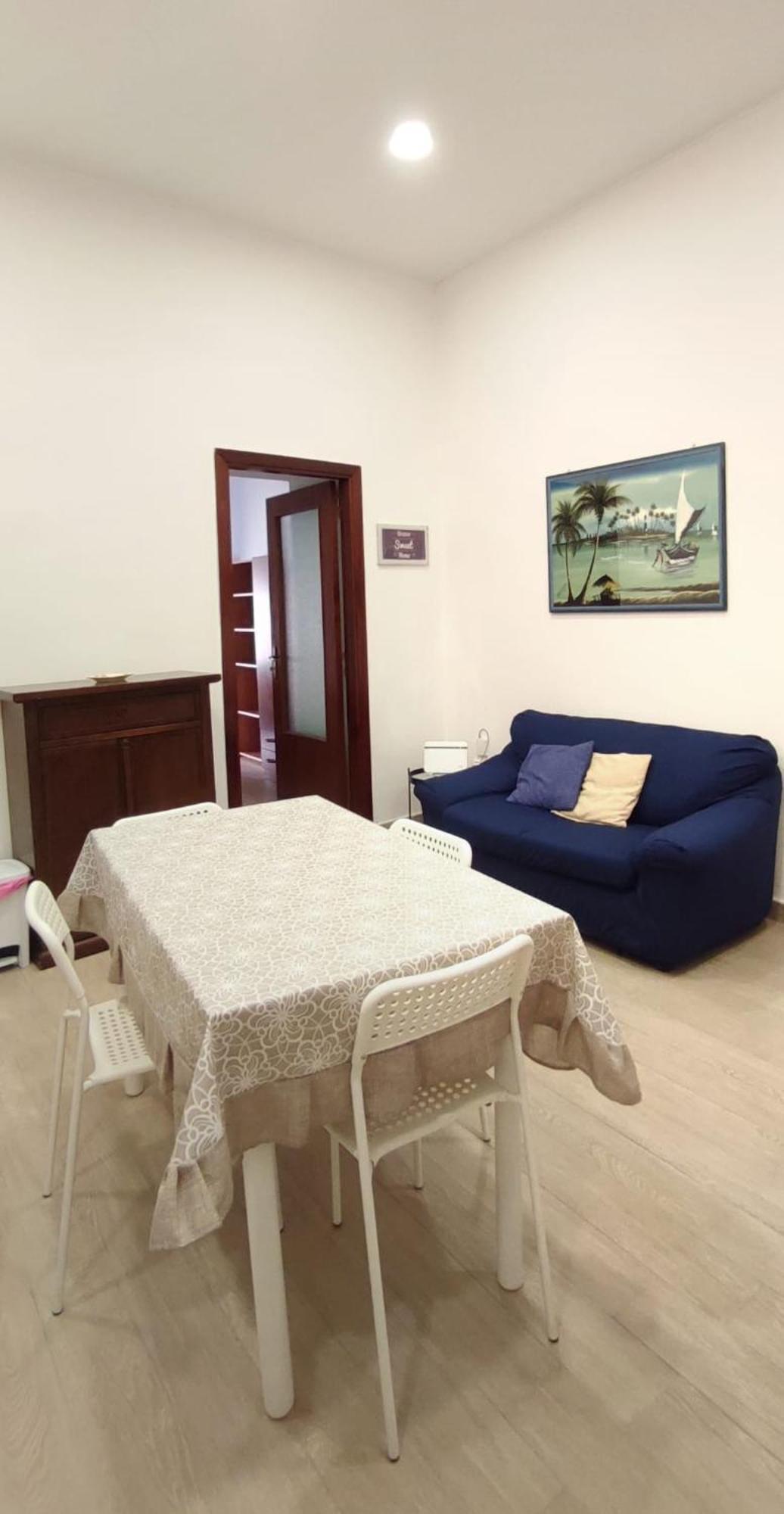 Casa Vacanze Napoli Centro Carmen & Sara Zewnętrze zdjęcie