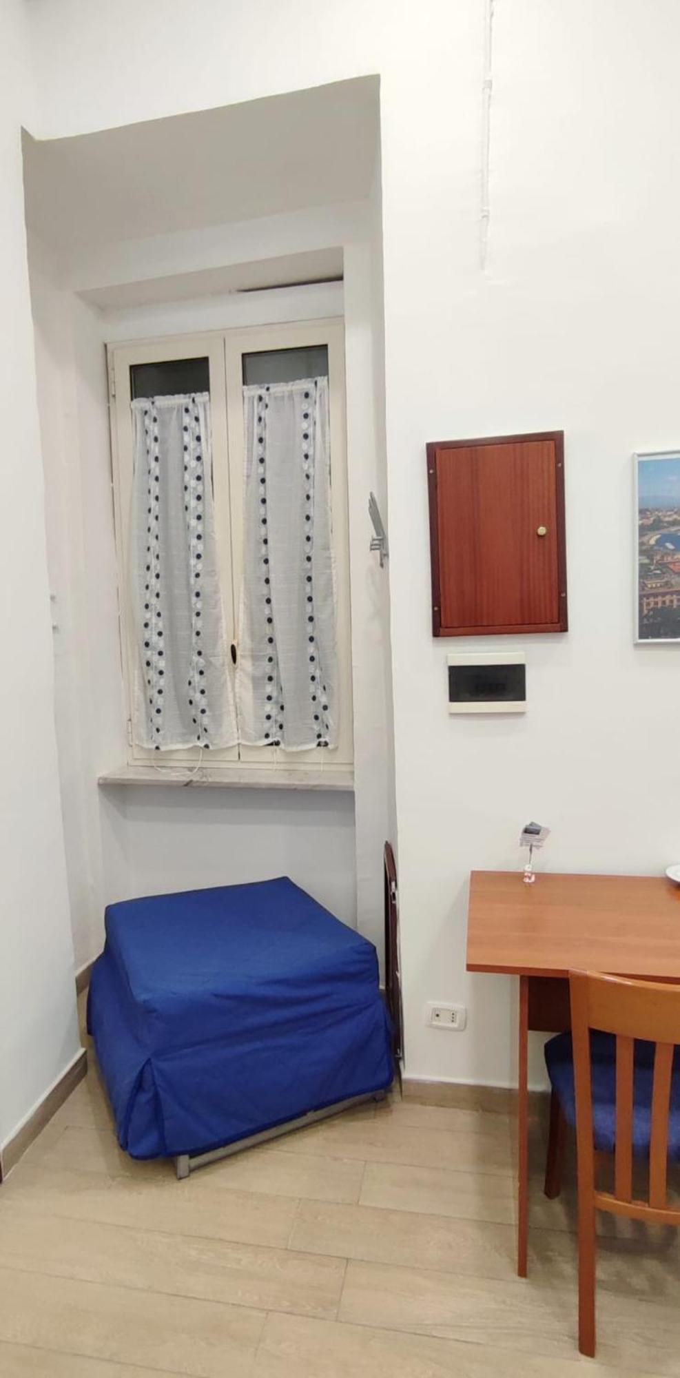 Casa Vacanze Napoli Centro Carmen & Sara Zewnętrze zdjęcie